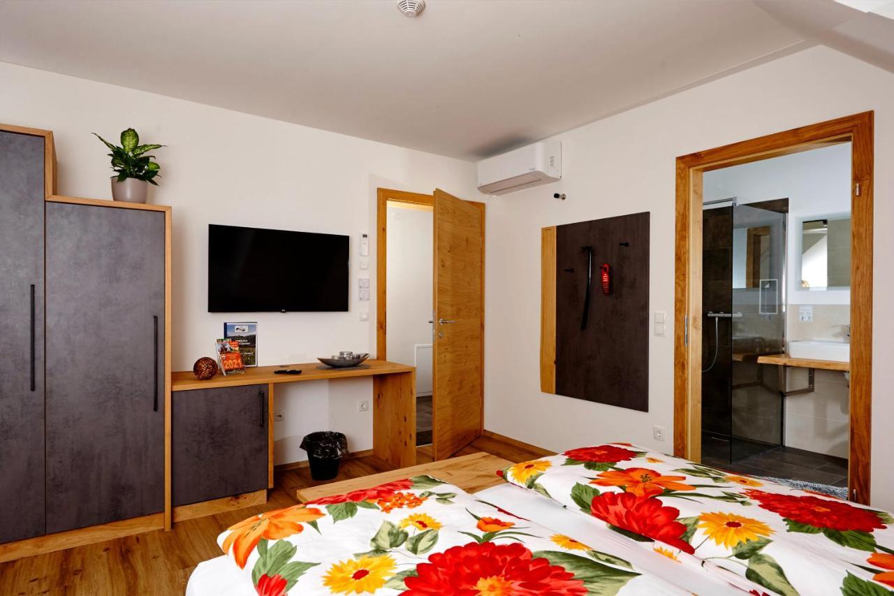 Weingut Pugl Apartment Leibnitz Ngoại thất bức ảnh
